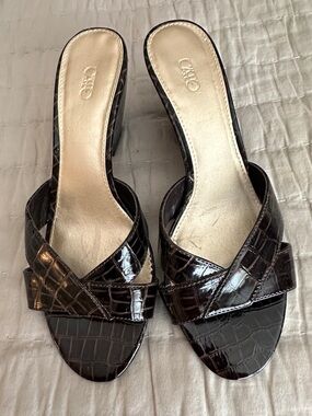 Cato Croc-Embossed Mule Sandals